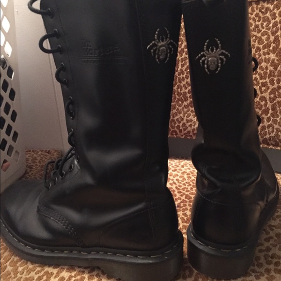 doc martin boots mens